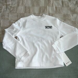 NWT Lululemon French Terry Crewneck * Tennis Club
Size Small